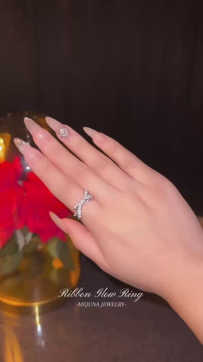 Ribbon Glow Ring
